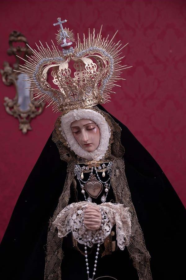 dolorosa-de-vestir-soledad